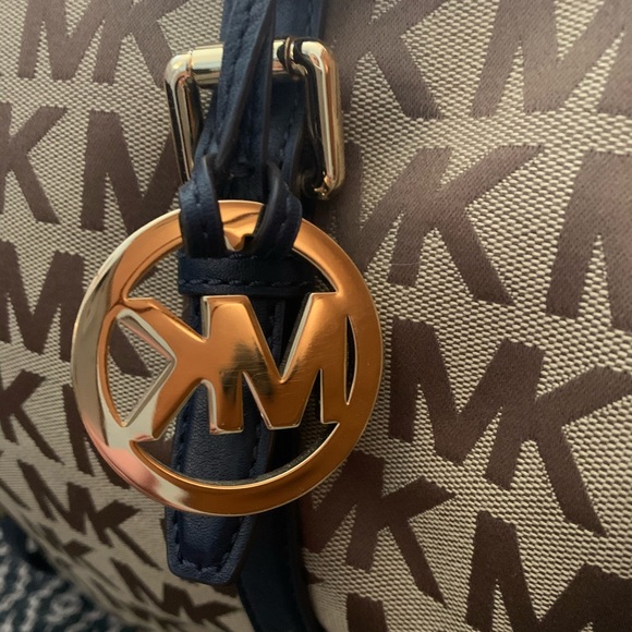 NWOT Michael Kors Purse - Picture 4 of 7